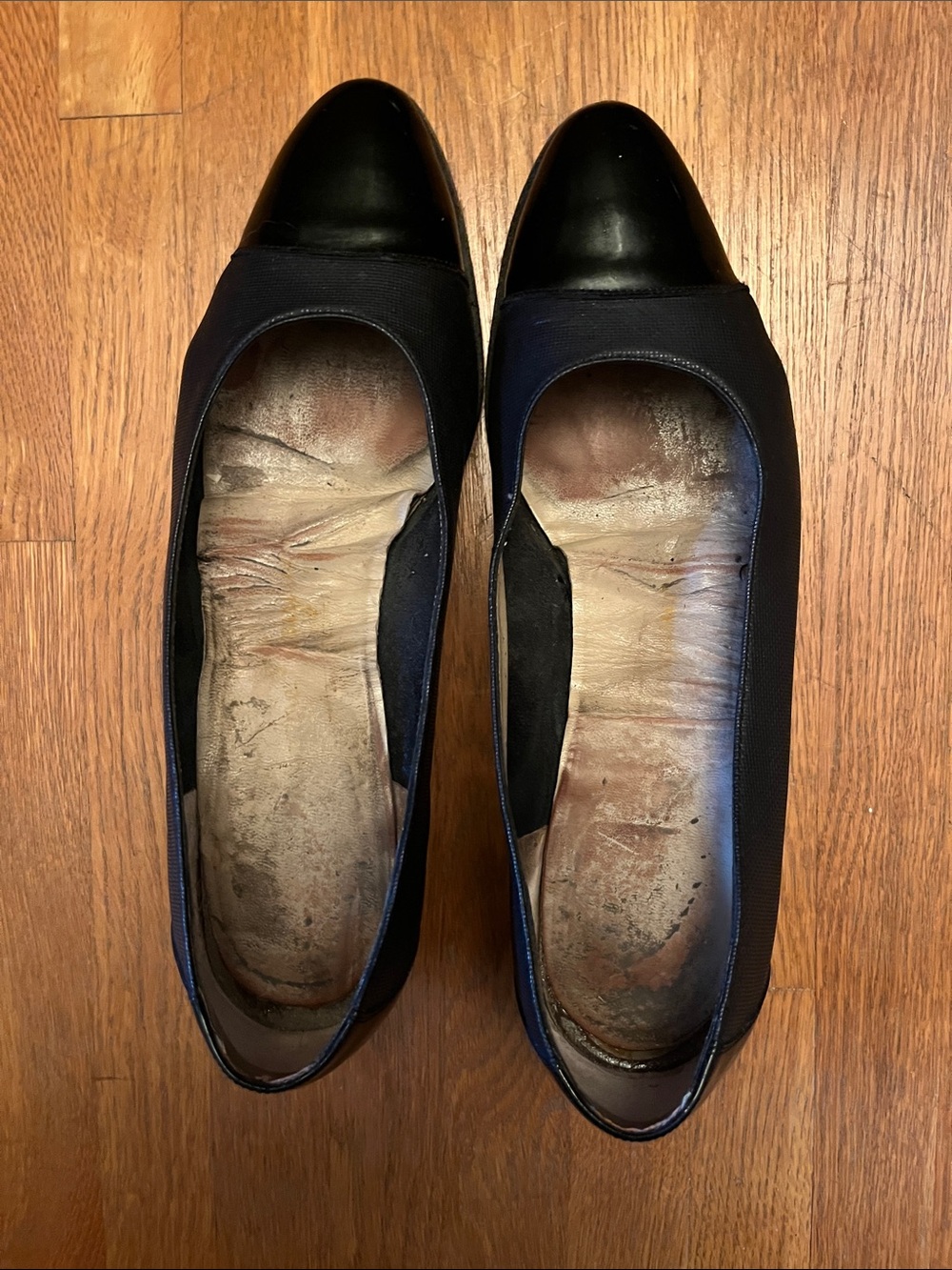 Salvatore Ferragamo Vintage Black Heels
